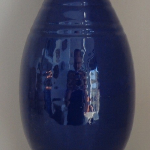 Vase 9